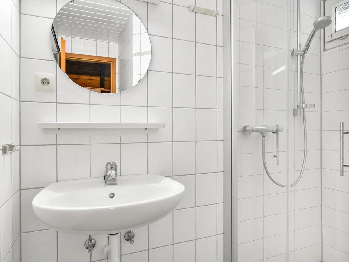 Hotel Landal Wirfttal Stadtkyll Esterno foto