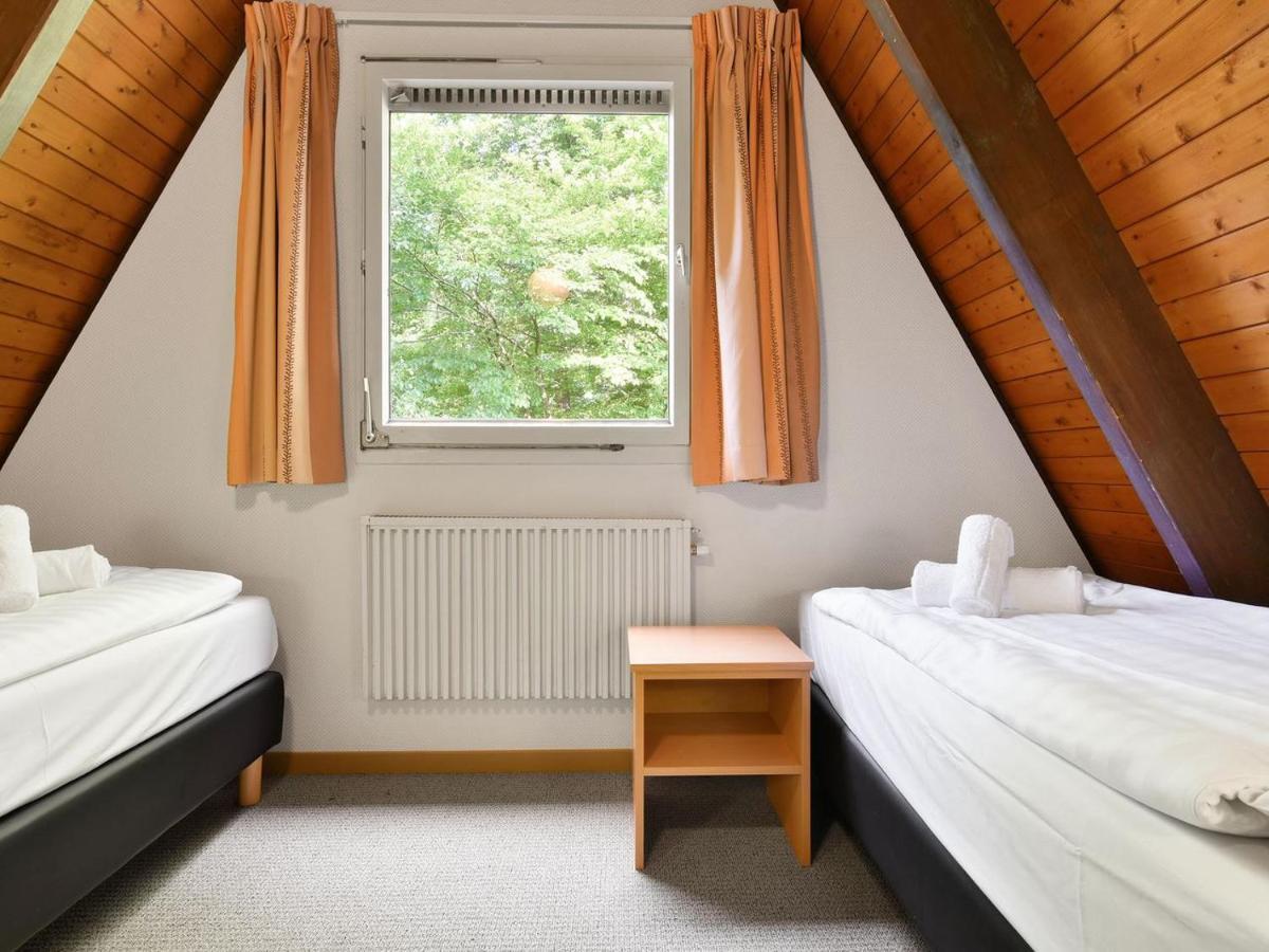 Hotel Landal Wirfttal Stadtkyll Esterno foto