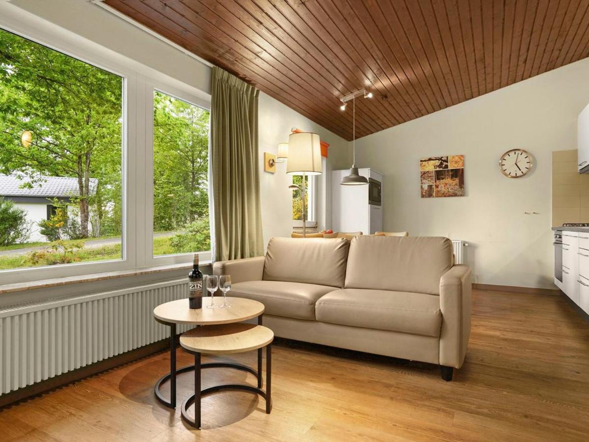 Hotel Landal Wirfttal Stadtkyll Esterno foto