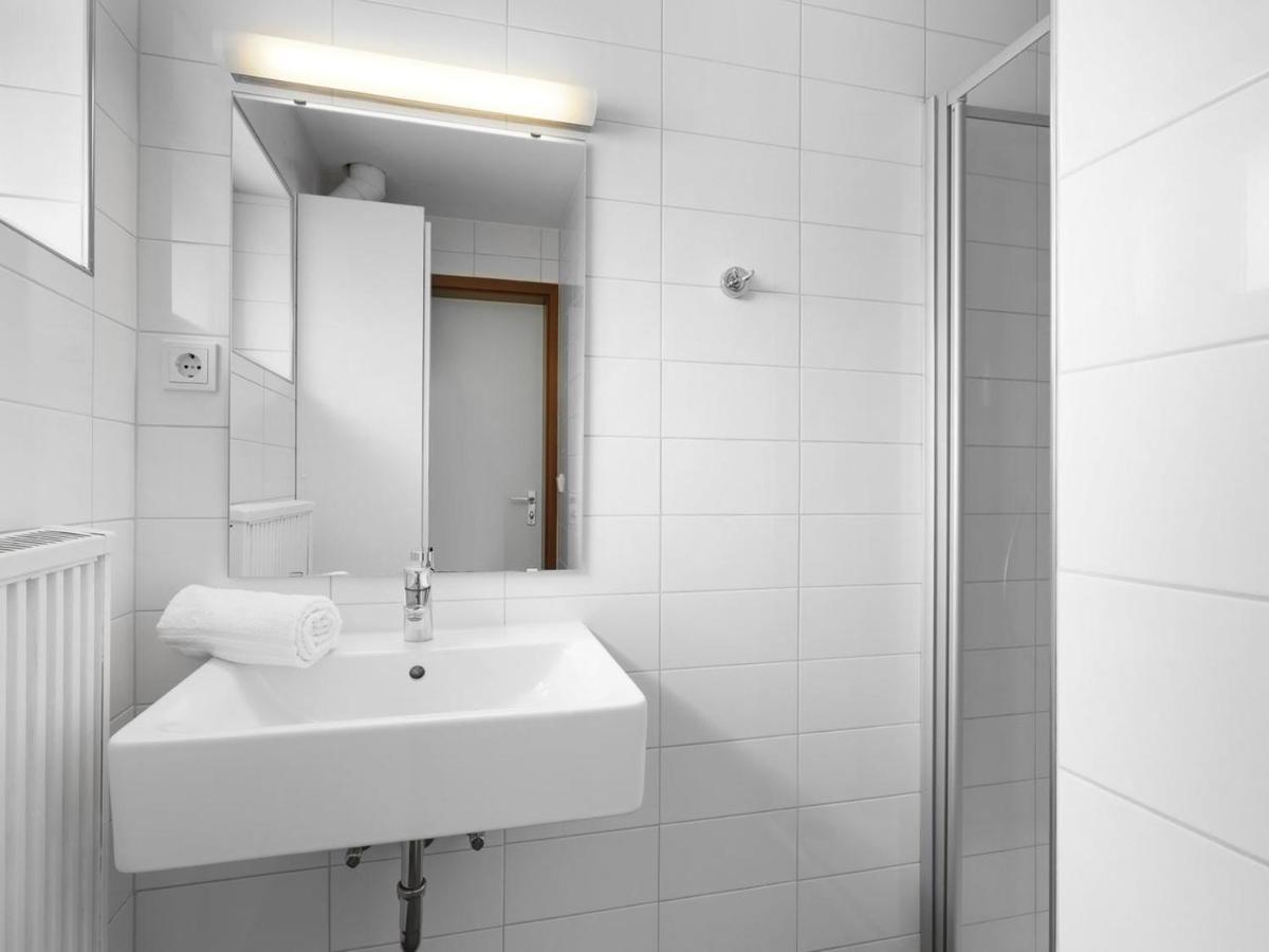 Hotel Landal Wirfttal Stadtkyll Esterno foto