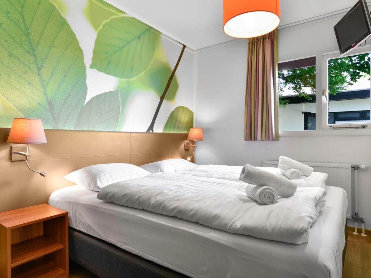 Hotel Landal Wirfttal Stadtkyll Esterno foto
